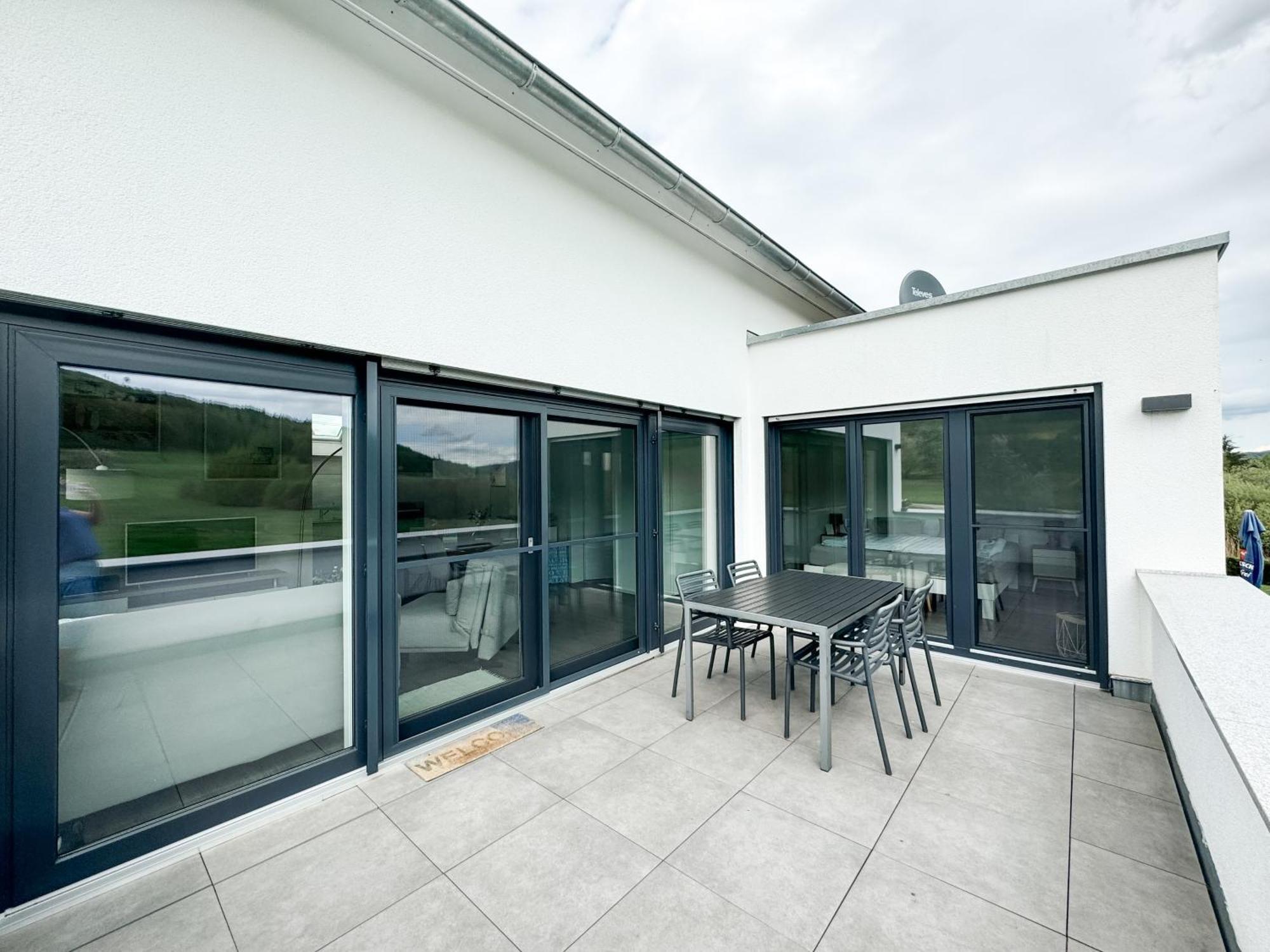 Wunderschoene Helle Wohnung Mit Grosser Dachterrasse Gottmadingen Eksteriør billede